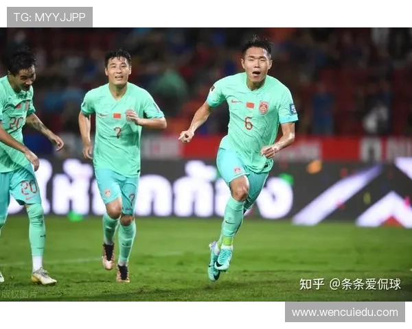 国足逆转取胜再燃晋级希望全队誓夺小组头名迎接关键战 国足逆转取胜再燃晋级希望全队誓夺小组头名迎接关键战