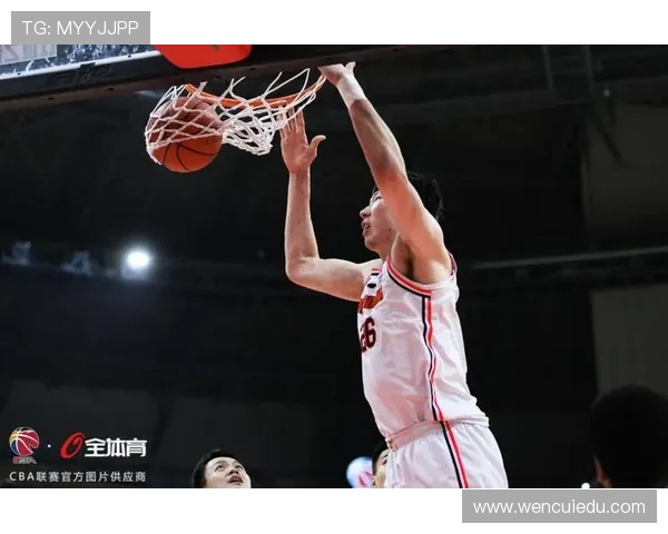 比分定乾坤激战再起两队鏖战全场胜负悬念直到终场揭晓