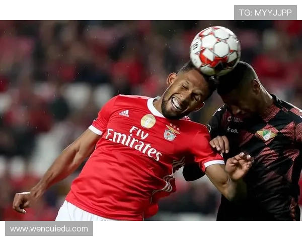 多姆扎莱迎战马赛展现欧洲足球激情与实力对决